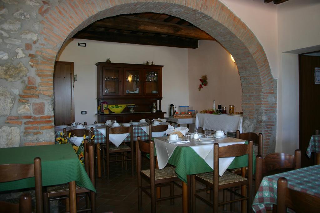 Il Poggiolo Villa Montieri Exteriör bild